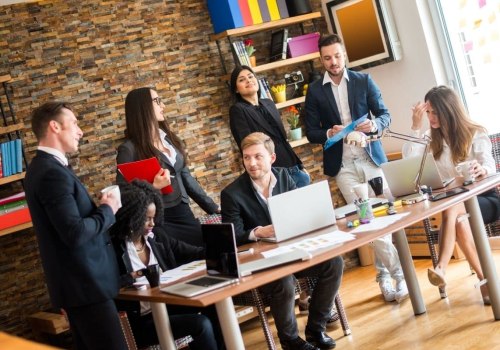 The Pros and Cons of Hiring a Digital Marketing Agency